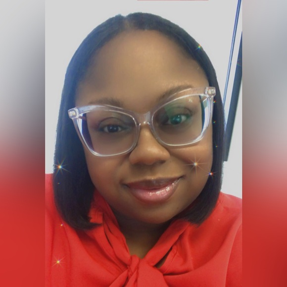 Meet your Posher, Sheniquia - Picture 11 of 15